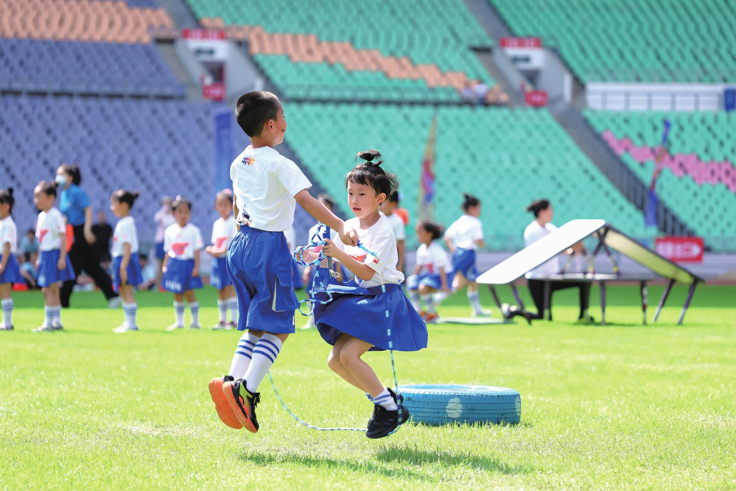 CBA-辽宁男篮击败吉林 威尔斯突破上篮